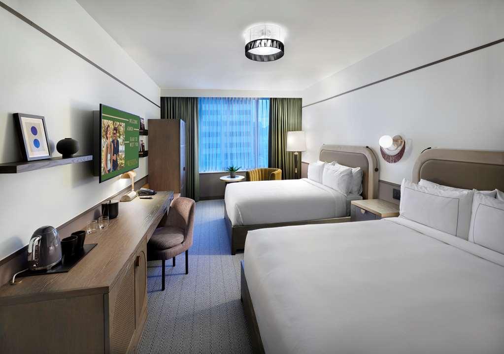 The Westley Calgary Downtown, Tapestry Collection By Hilton Hotel Стая снимка