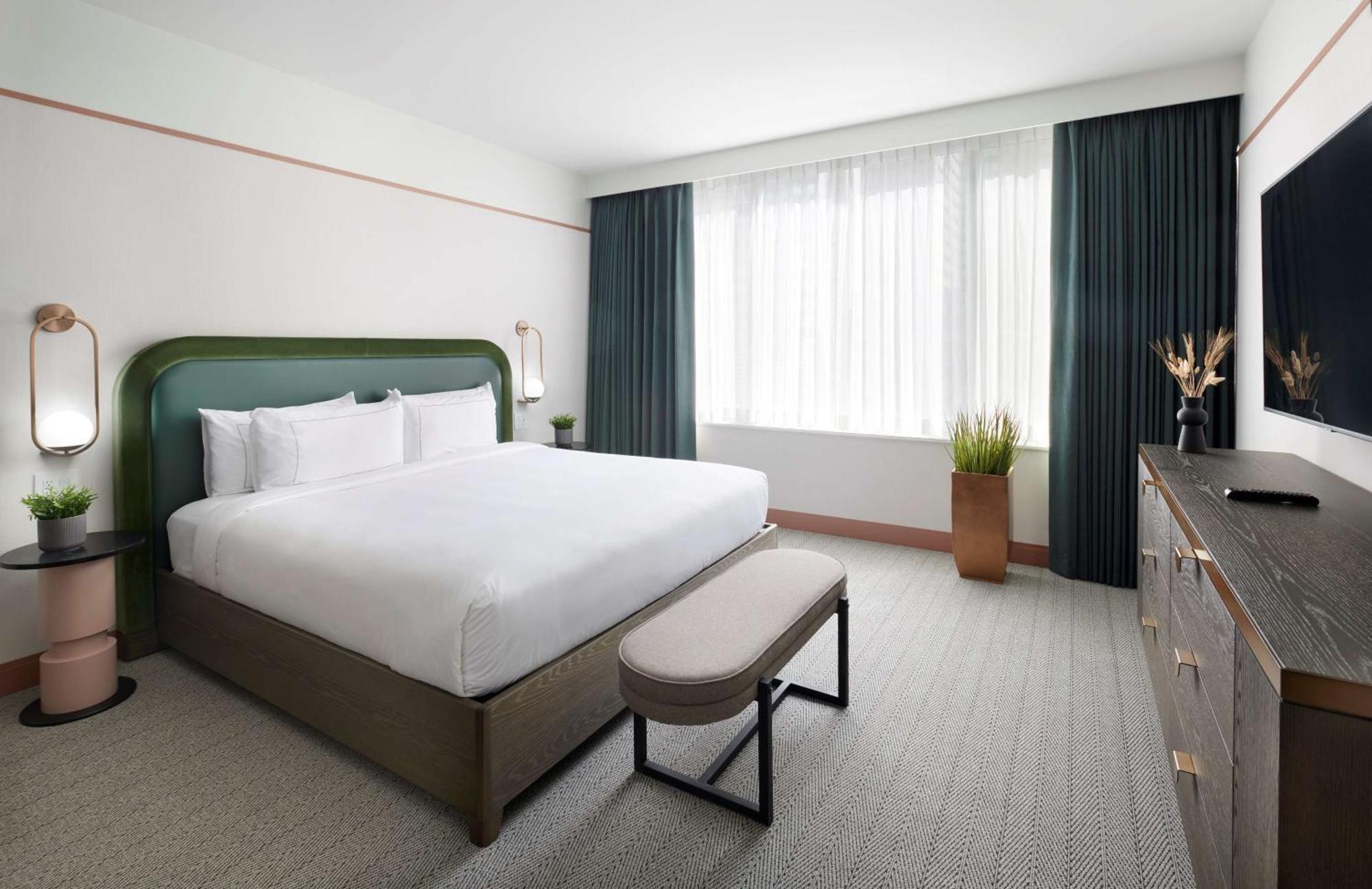 The Westley Calgary Downtown, Tapestry Collection By Hilton Hotel Екстериор снимка