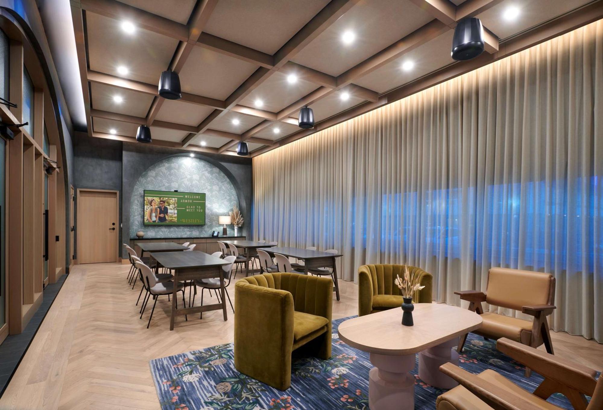 The Westley Calgary Downtown, Tapestry Collection By Hilton Hotel Екстериор снимка