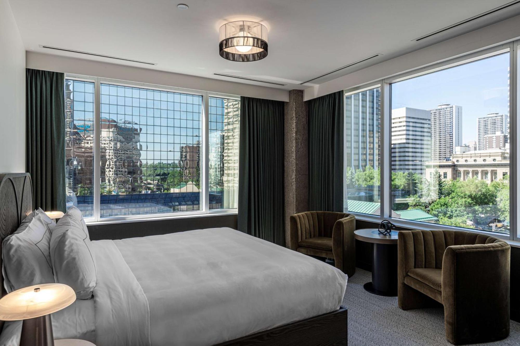 The Westley Calgary Downtown, Tapestry Collection By Hilton Hotel Екстериор снимка