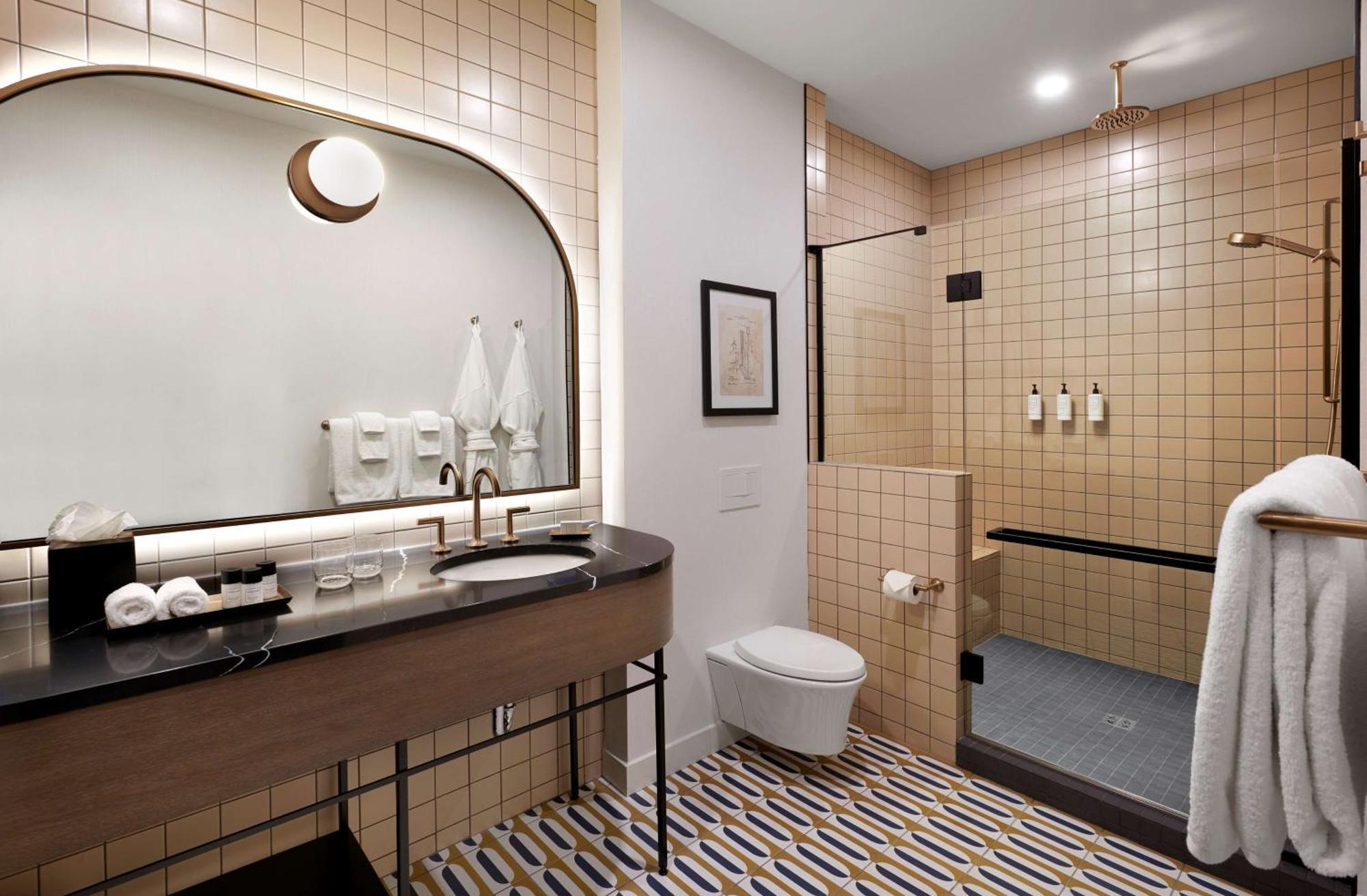The Westley Calgary Downtown, Tapestry Collection By Hilton Hotel Екстериор снимка